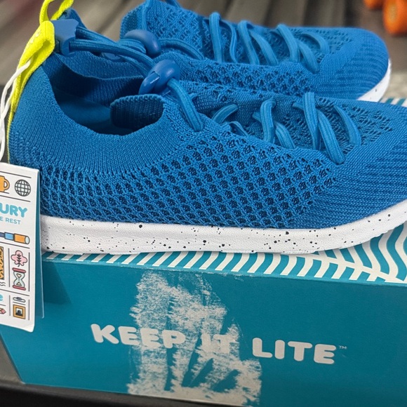 Native Kids Tennis Shoes - Picture 4 of 7